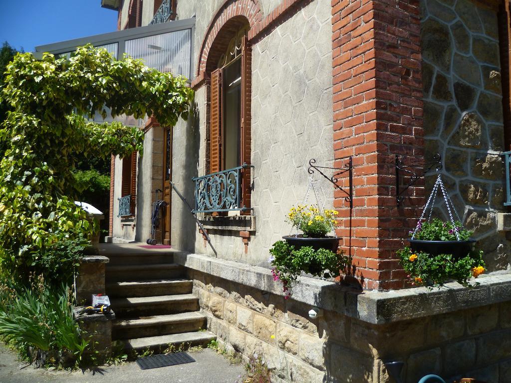 La Maison Du Marchand Peyrat-le-Château Buitenkant foto
