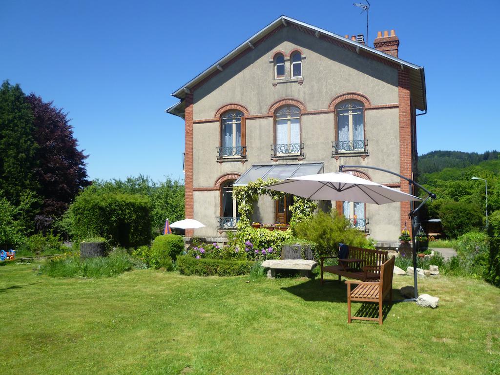 La Maison Du Marchand Peyrat-le-Château Buitenkant foto