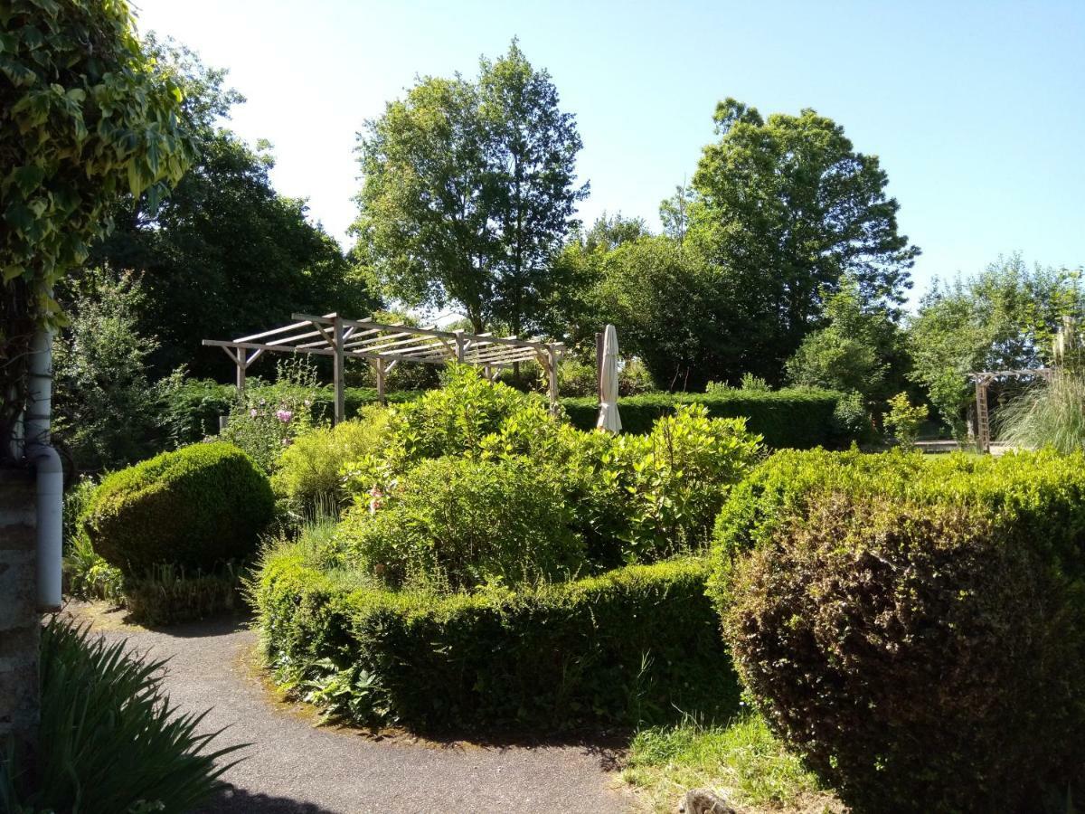 La Maison Du Marchand Peyrat-le-Château Buitenkant foto
