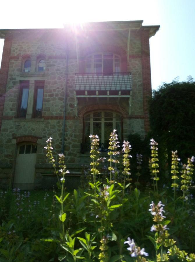 La Maison Du Marchand Peyrat-le-Château Buitenkant foto